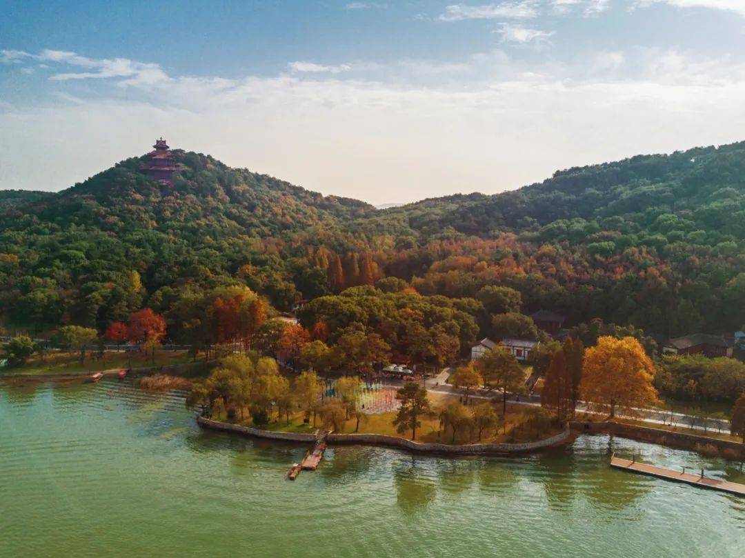 从湖边走向林间武汉东湖绿道之磨山公园景观设计