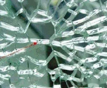 钢化玻璃自爆裂纹