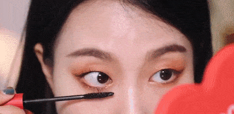 身材|辛芷蕾胖到不敢认？继发型扑街后 她的身材也崩了？