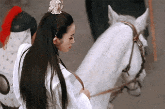 造型|谁来拯救越来越丑的古装剧？观众：中国电视剧，都被网红审美害惨了！