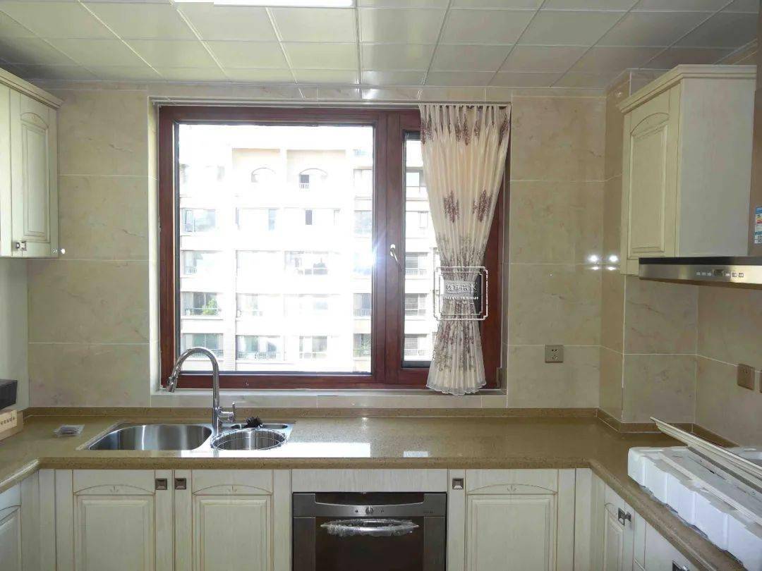 高颜值 高实用的厨房窗帘,看完立马想换窗帘!