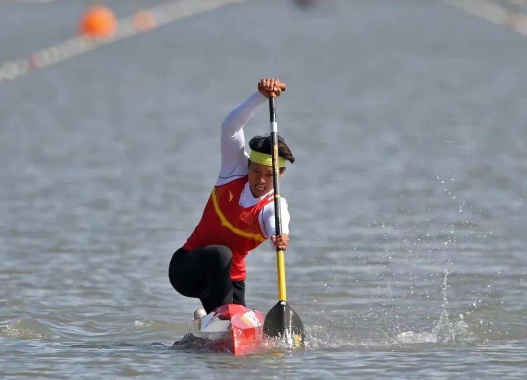 三 王浩  世界冠军  2019年世界皮划艇锦标赛男子双人划艇1000米冠军