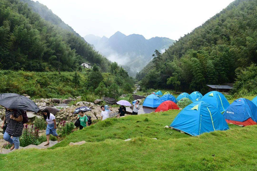 五指峰乡有多少人口_五指峰乡图片(2)