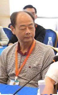 应氏总人口_天津总人口曲线图(3)