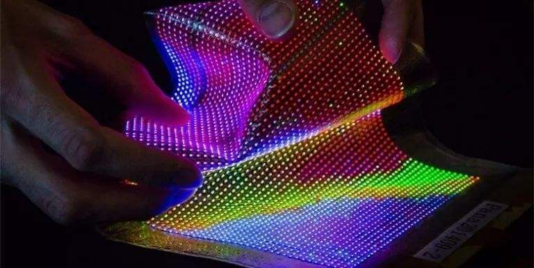 显示|维信诺3亿元转让500逾项LED专利，前三季现金流萎缩近8成