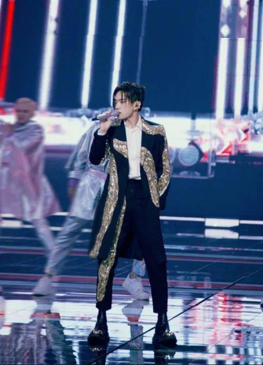 直播|熟悉的感觉回来了！刚刚，天猫双11成交额破3723亿、京东破2000亿…你贡献了多少？