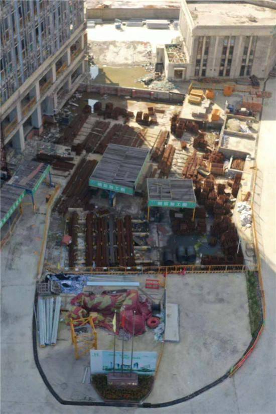 女子每月还3万房贷，楼盘却停工了！长沙一在建小区因资金问题面临烂尾_福晟