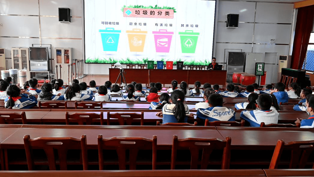 什么是少代会简单的介绍 a37d4c547384455990fd8e61a2f652d1.png