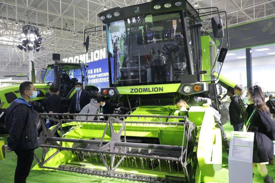 极致匠心 智向未来—中联农机创新之作震撼亮相2020国际农机展