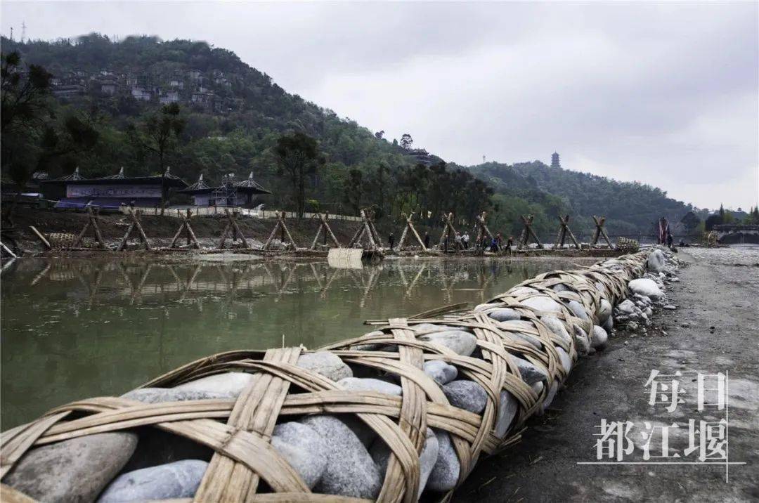 举臿为云决渠为雨|成就都江堰工程的神器(中)_竹笼