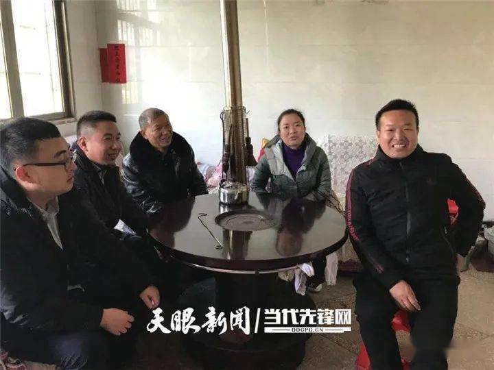 我的扶贫故事丨干群心连心 合力促脱贫_手机搜狐网