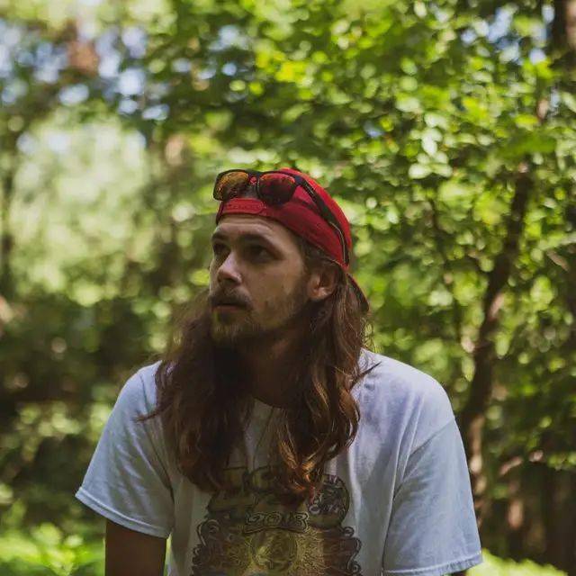 长发|一群喜欢留长发的男生各种po自拍，有些居然性感又妩媚啊！