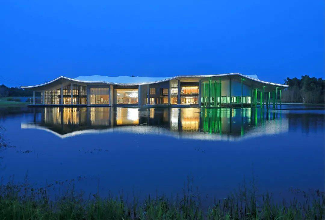 中国院作品泰康仙鹤湖湿地园鹤鸣居获德国标志性建筑设计奖优胜奖