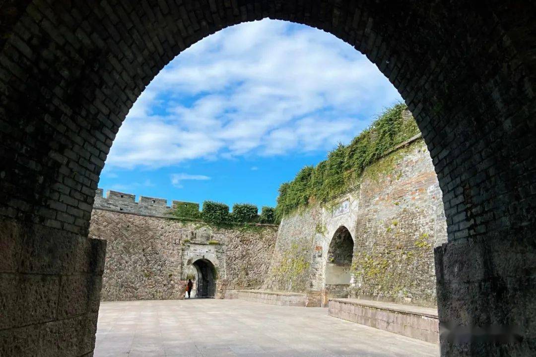 这份临海旅游攻略还不快收藏起来爬长城游古街说走就走