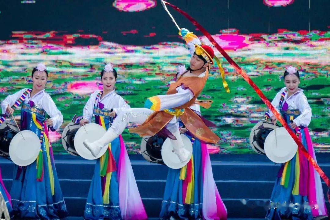 敦化市群众文化馆朝鲜族舞蹈《喜悦》再次应邀参加吉首鼓文化节_手机