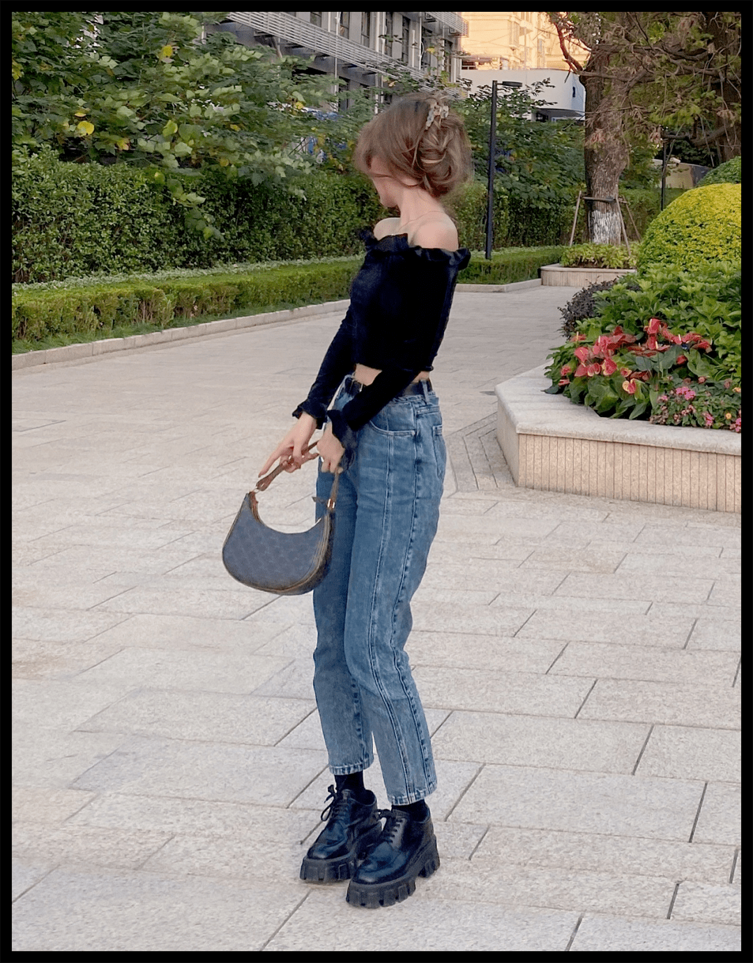 Jackie|70年都不过时的腋下包，全网icon都在背！