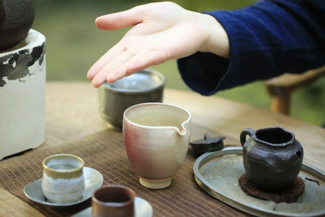 一百个人有一百个喝茶的理由