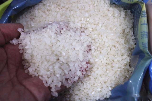 大米怎么样才能炸成米花 f6ed5694fc754018998cd93199f359bf.jpeg