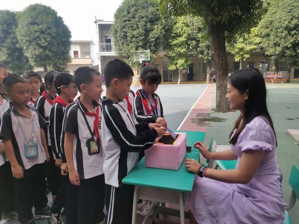 校园动态光辉小学首届语文节活动顺利举行