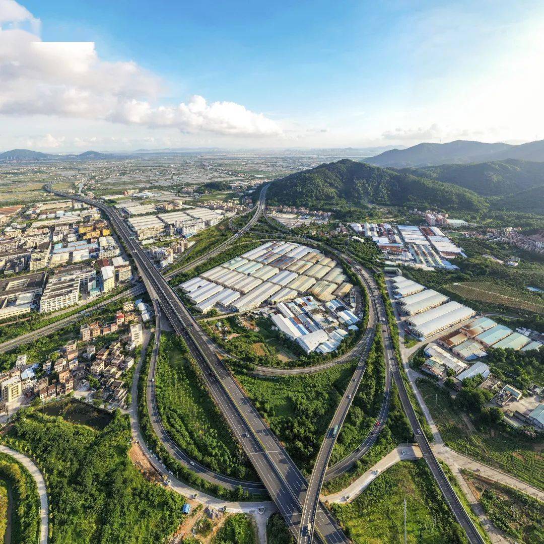 坦洲gdp_2017年中山各镇区GDP排名出炉,你估下板芙排第几名