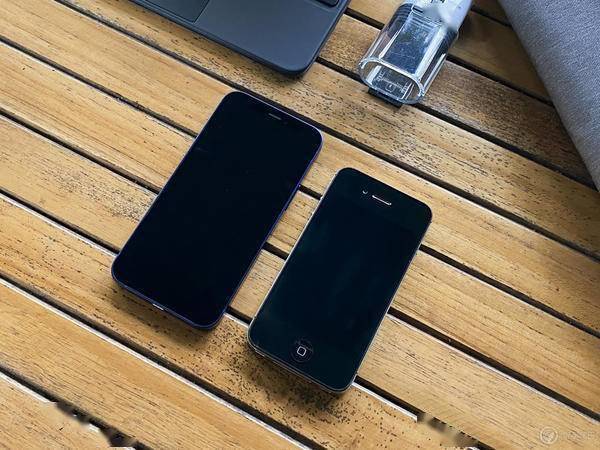 iphone mini是什么意思 0e31290d13214ba285fd6703a1211a74.jpeg