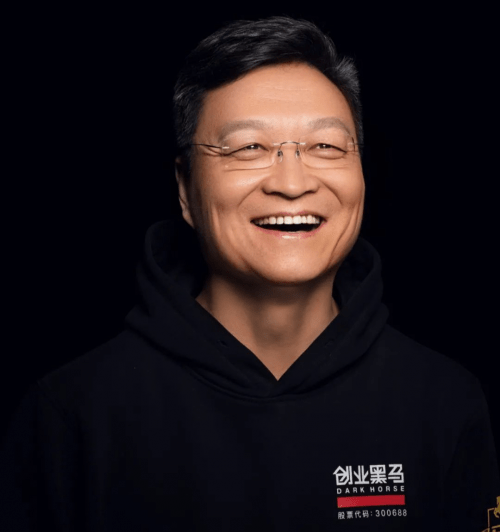 牛:对于大多数企业家来说,活着比改变世界更重要