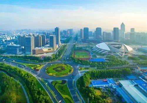 南山区gdp超过三线城市_深圳南山区(3)