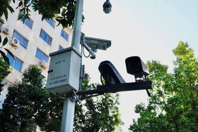 江埔街道办出入口与七星路交汇处新增了交通技术监控设备