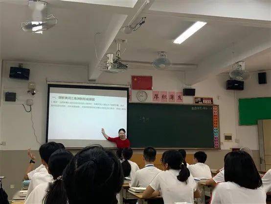 幼儿园听课评课记录范文_小学英语听课评课记录_小学听课评课记录