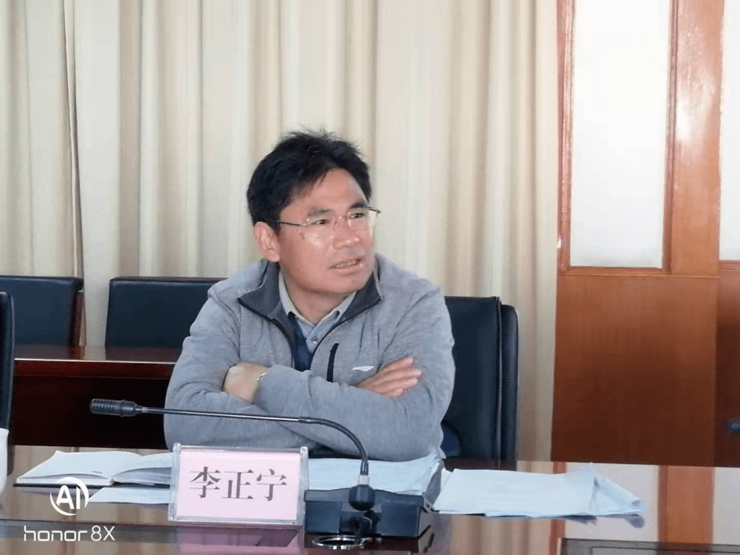 座谈会上,李正宁副局长对玉溪体育工作尤其是体育彩票工作表示充分