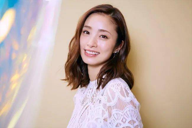 shelly10.北斗晶最受喜爱的妈妈艺人top10来看完整榜单