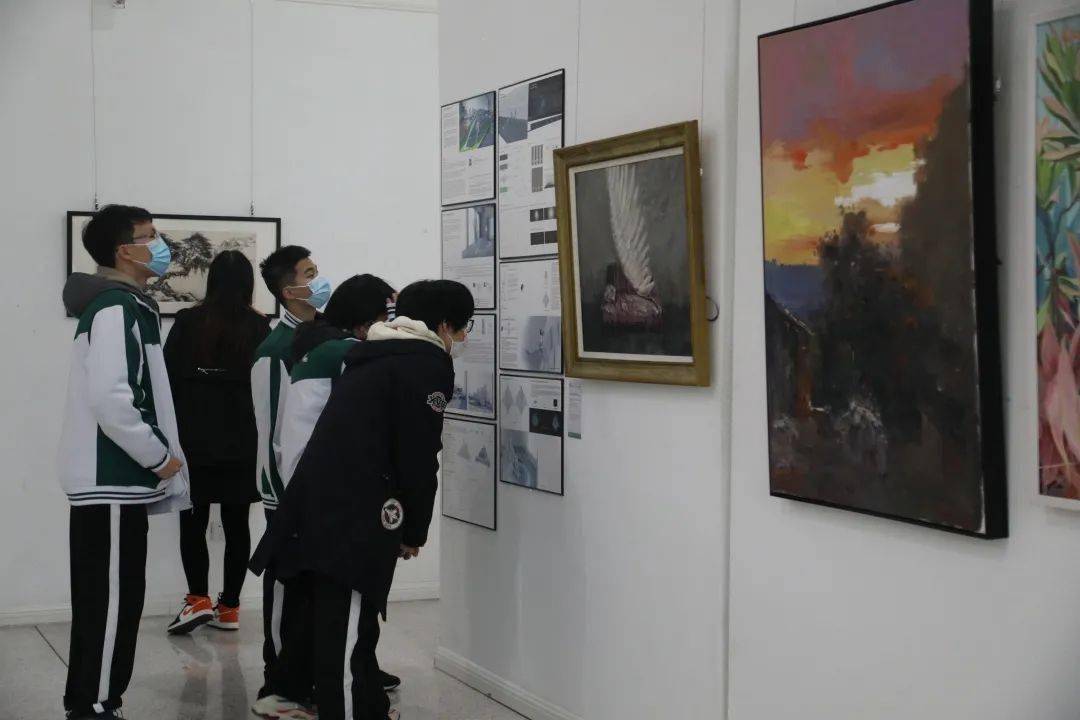 郑州第106中学美术特色办学35周年美术作品展开幕在河南省美术馆升达