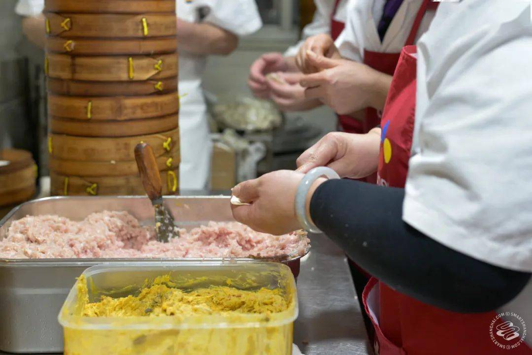 this is the place for hairy crab soup dumplings in downtown