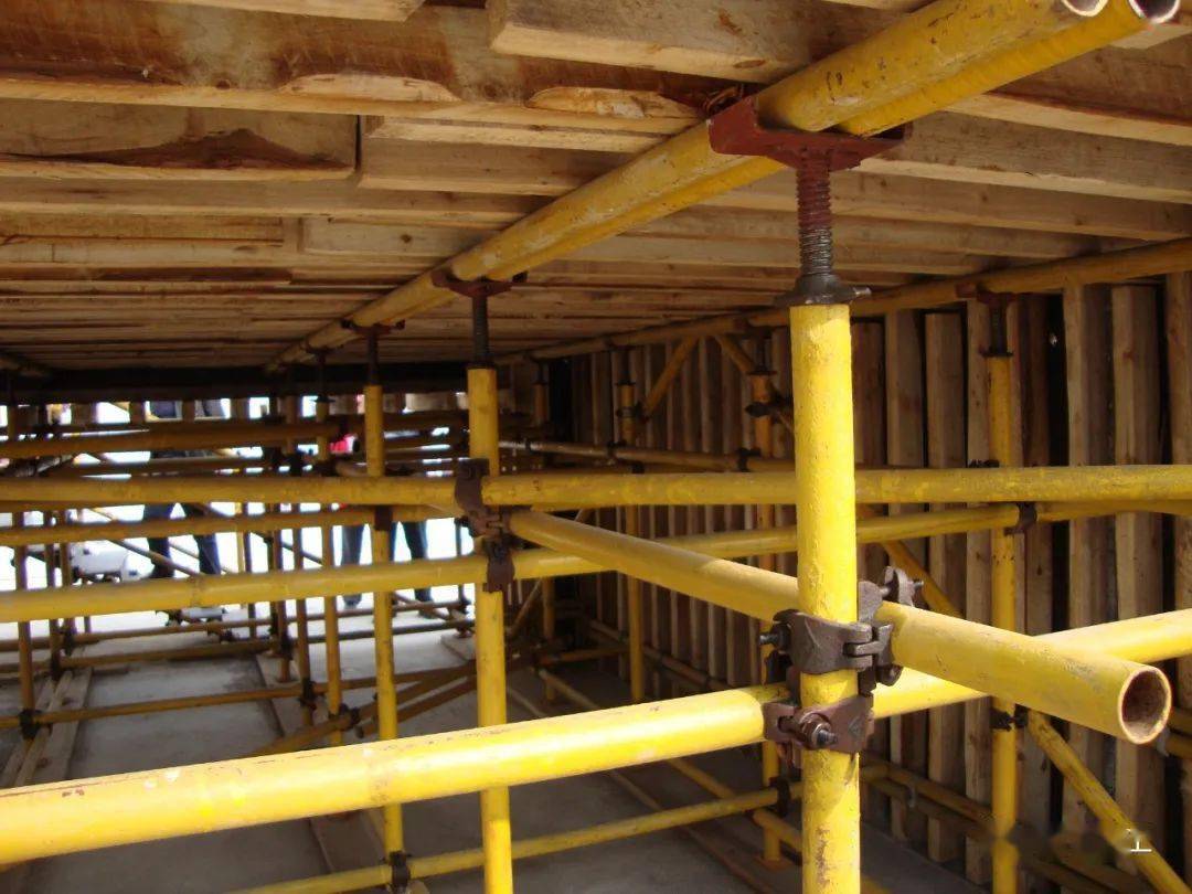 扣件式钢管模板支架安全通病防治搭设及拆除应注意