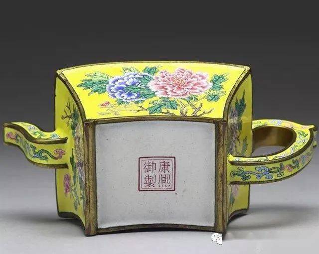 新编《细说清代瓷器》(八)康熙珐琅彩瓷器的艺术成就