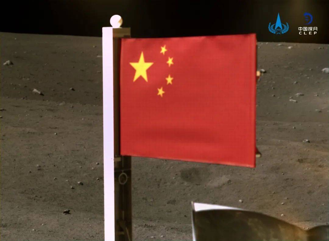 轨道交会|本想在大周末的凌晨“偷亲”一口，没想到……