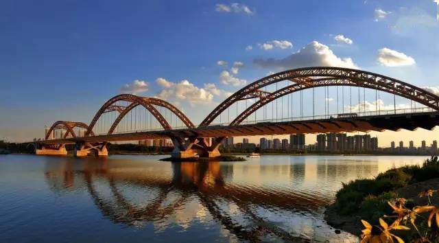 云龙湖大吗 e9cb7623c9d94a3da2f260caa1ca3f89.jpeg