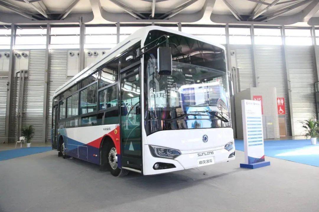 绿色价值典范 申龙新能源客车领航上海国际客车展