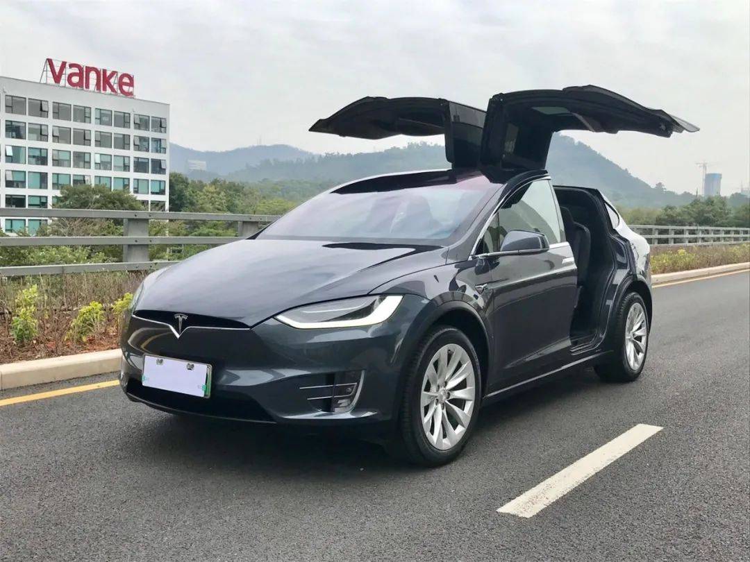 特斯拉61modelx