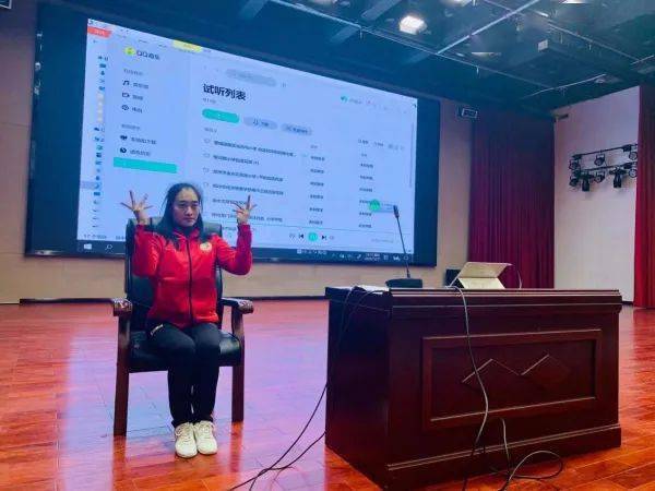 2020年郑州市中学排名_2020年郑州市中小学校大课间研讨会在郑州市第十四