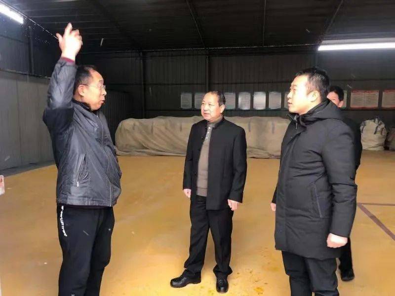 临淄区委常委,纪委书记陈宗成到闻韶街道对建筑工地落实重污染天气