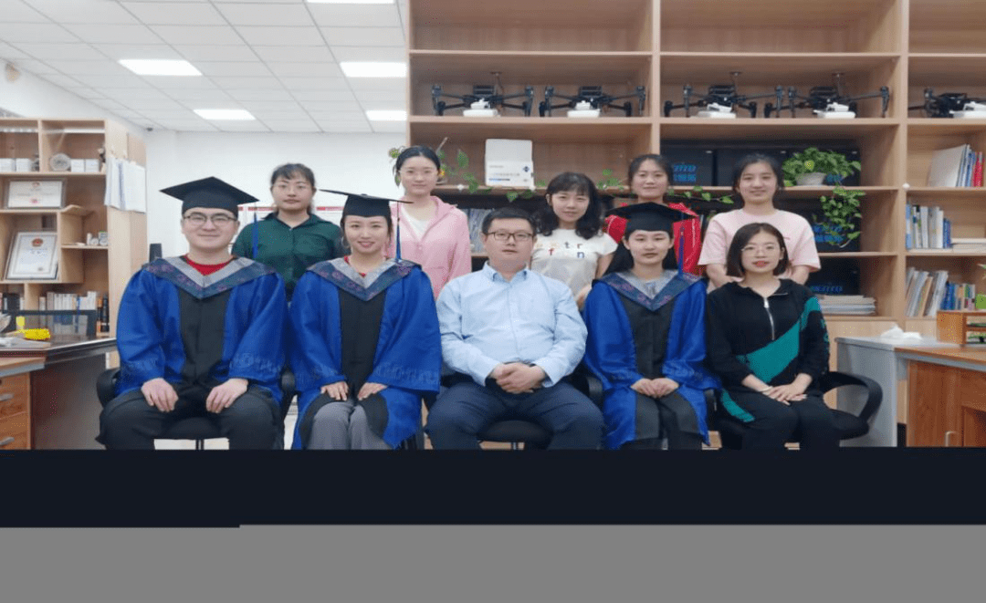 国奖人物李雅璐梅花香自苦寒来