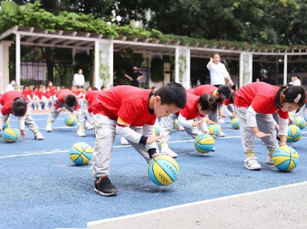 快乐运动幸福成长记深圳实验幼儿园侨香部运动月系列活动