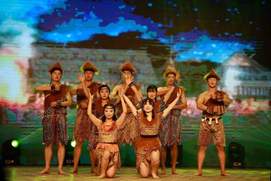 怎样看国外的节目 36cfd1a9165e40dca073fd6265a12c5c.jpeg