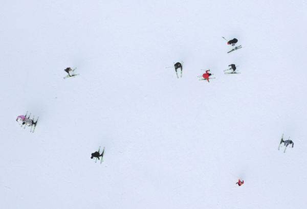 全民健身丨浙江安吉：云上草原滑雪热
