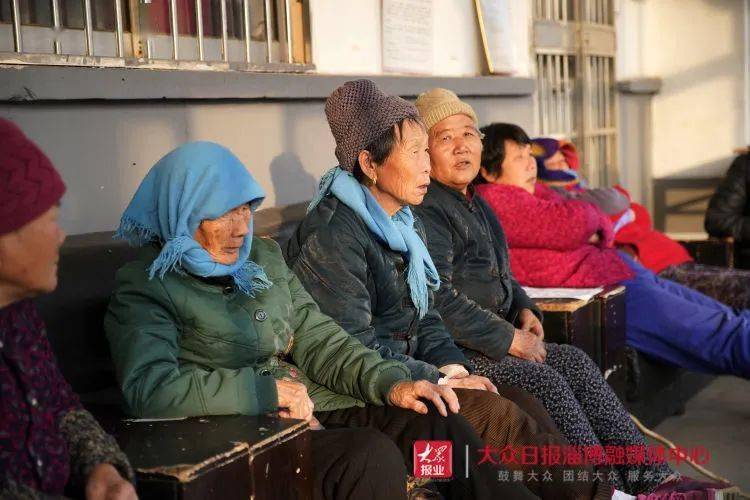 金阳有多少人口_金阳客车站图片(2)