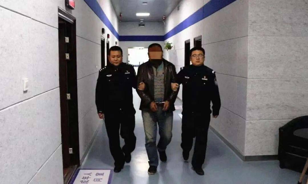 甘泉县公安局刑侦大队民警在工作中发现,潜逃30年之久的榆林清涧命案