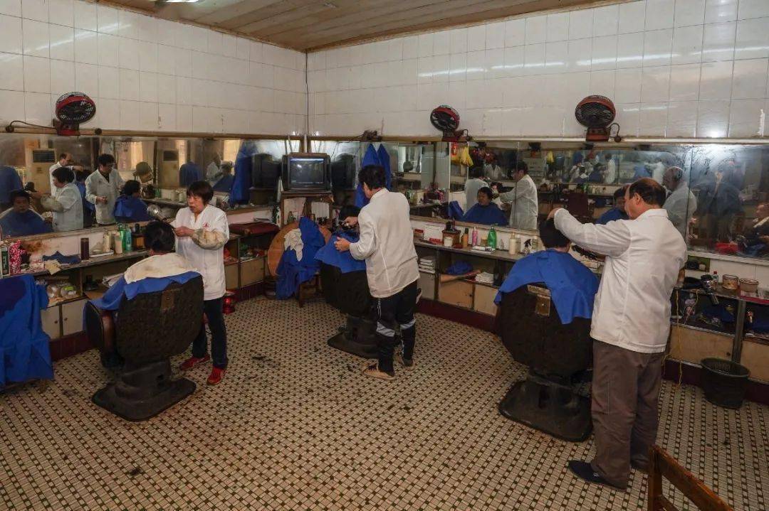 梧州旧时光里的理发店