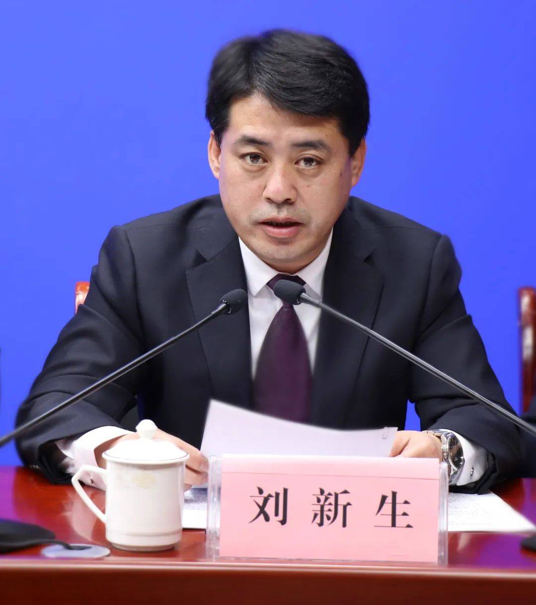 吴忠市委组织部部务委员,组织一科科长 刘新生