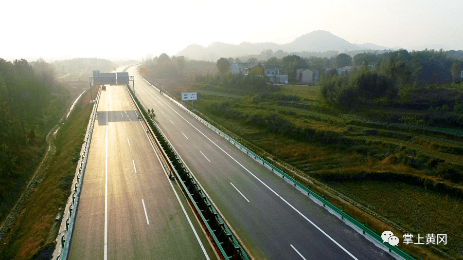 大蕲头条 2020年12月27日 大蕲头条 马上就通车,越快越好 蕲春至太湖